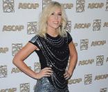 Natasha Bedingfield, jeune mariée mais venue en célibataire, a pris la pose en souriant hier aux  ASCAP Pop Music Awards , à Hollywood 