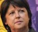 Sarah Biasini, Guy Bedos, Gérard Jugnot et plus de 150 artistes... fous de rage après Martine Aubry !