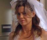 Meredith Grey (Ellen Pompeo) va-t-elle choisir cette robe ?