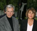 Constantin Costa-Gavras et Christine Albanel lors du Gala Champêtre organisé dans la Cinémathèque française dans le cadre de l'exposition Jacques Tati, 2 temps, 3 mouvements - 5 mai 2009