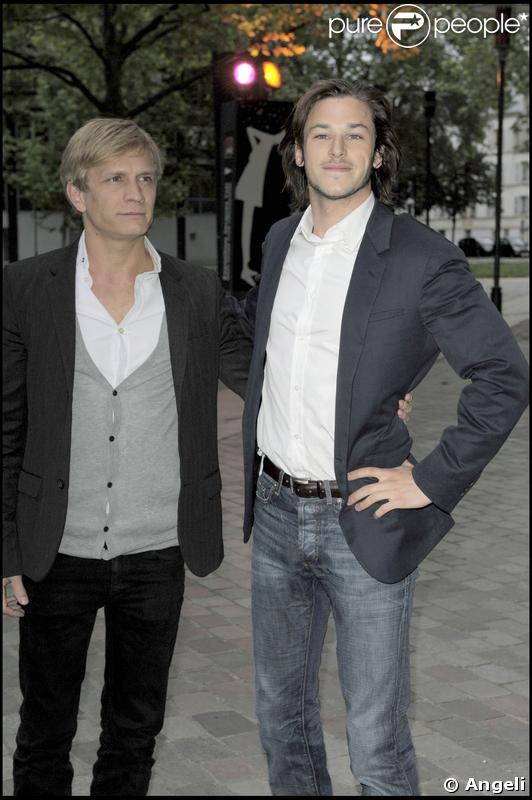 Jérémie Renier et Gaspard Ulliel lors du Gala Champêtre organisé dans la Cinémathèque française dans le cadre de l'exposition Jacques Tati, 2 temps, 3 mouvements - 5 mai 2009