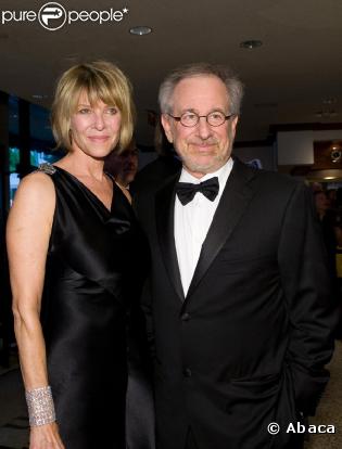 Steven Spielberg et sa femme samedi soir lors du dîner des correspondants avec le président Barack Obama