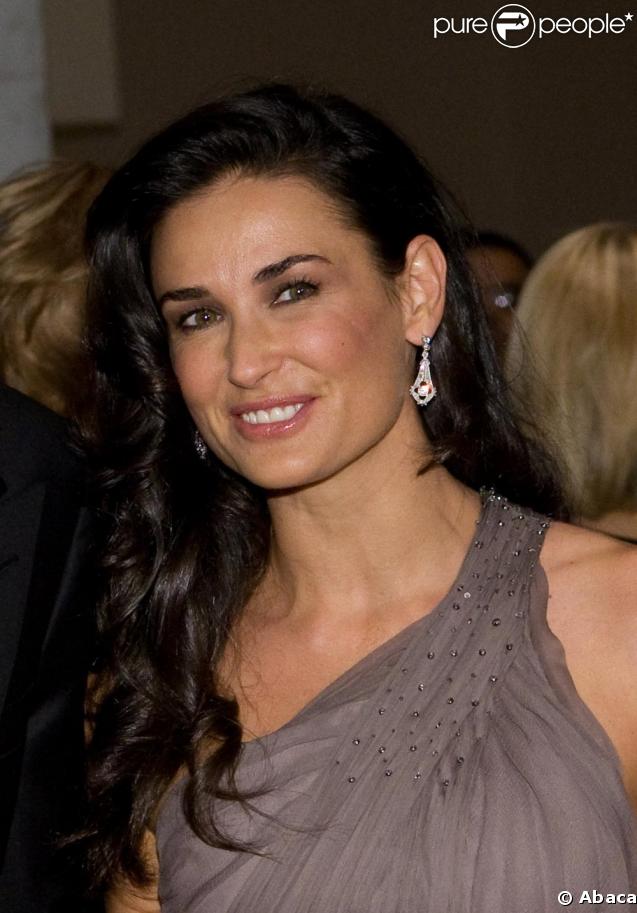 Demi Moore samedi soir lors du dîner des correspondants avec le président Barack Obama