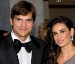 Demi Moore et Ashton Kutcher samedi soir lors du dîner des correspondants avec le président Barack Obama