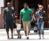 Heidi Klum et Seal accompagnés de leur fils Johan et d'un ami à Beverly Hills le 13 mai 2009