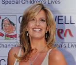 Penny Lancaster arrive au Butterfly Ball dans le parc de Battersea à Londres le 14 mai 2009. Une soirée caritative pour les enfants infirmes.  