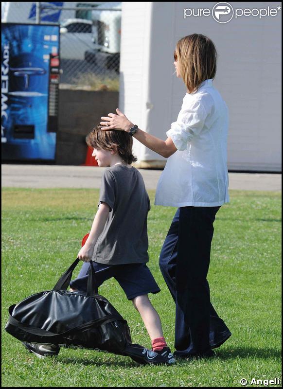 Calista Flockhart et son fils Liam, moments sportifs mais tendres aussi !