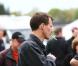 Joachim de Danemark assiste à une course de vieilles voitures en Suède