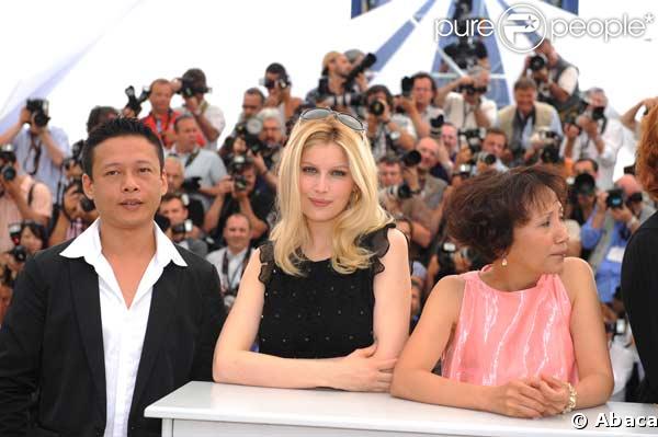  Le réalisateur Tsai Ming-Liang, Laetitia Casta, Yi-Ching Lu  au photocall de Visage le 23 mai 2009