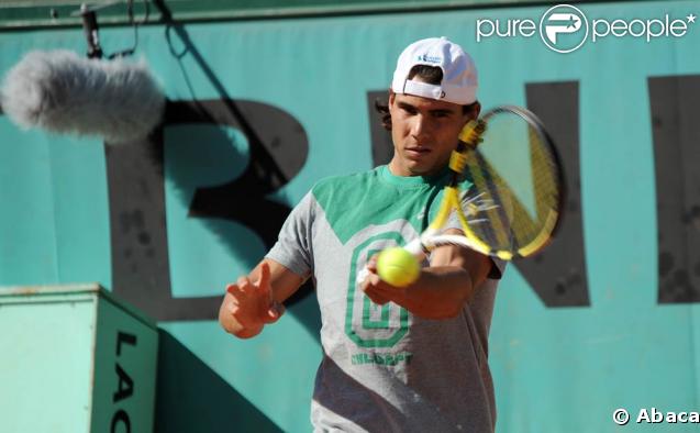 Rafael Nadal à l'entraînement avant le début des Internationaux de France de Roland-Garros