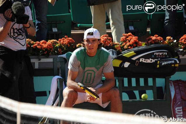 Rafael Nadal à l'entraînement avant le début des Internationaux de France de Roland-Garros