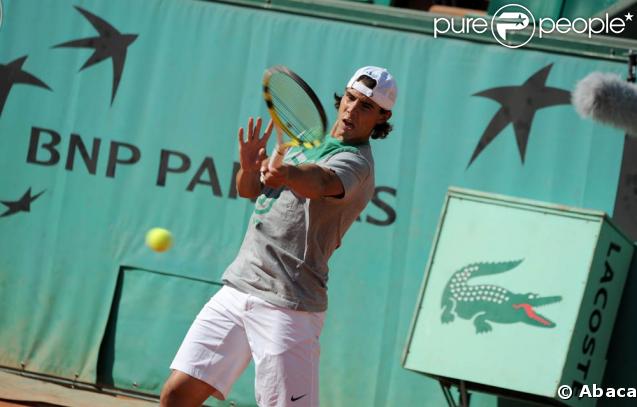 Rafael Nadal à l'entraînement avant le début des Internationaux de France de Roland-Garros