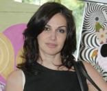 Helena Noguerra à l'exposition picturale intitulée Les Droits de l'Âme, à l'Espace Cardin, hier