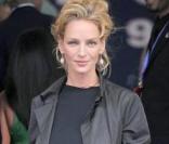 Uma Thurman resplendissante hier soir à Londres  