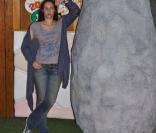 Vanessa Demouy joue les gros bras au Parc Astérix