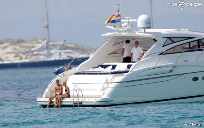 Rafael van der Vaart et sa femme Sylvie à Formentera