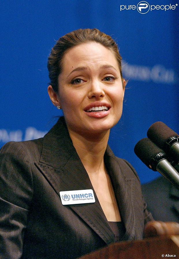 Angelina Jolie le 8 mars 2005 à Washington 