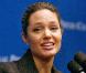 Angelina Jolie, émue aux larmes... ne dit pas non aux adoptions ! Regardez !
