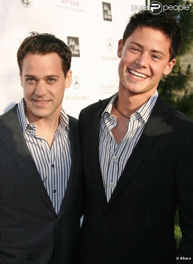 T.R. Knight et son petit ami Mark Cornelsen 