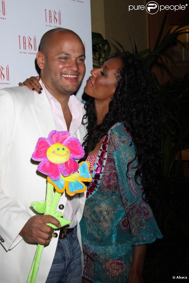 Stephen Belafonte et la jolie Mel B, à l'occasion de la soirée de fiin de son spectacle 