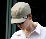 Nicole Kidman se promène à Londres et tente de cacher son visage
