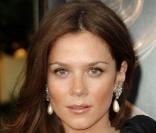 Anna Friel 