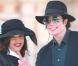 Michael Jackson et Lisa-Marie Presley à Versailles en 1994. 