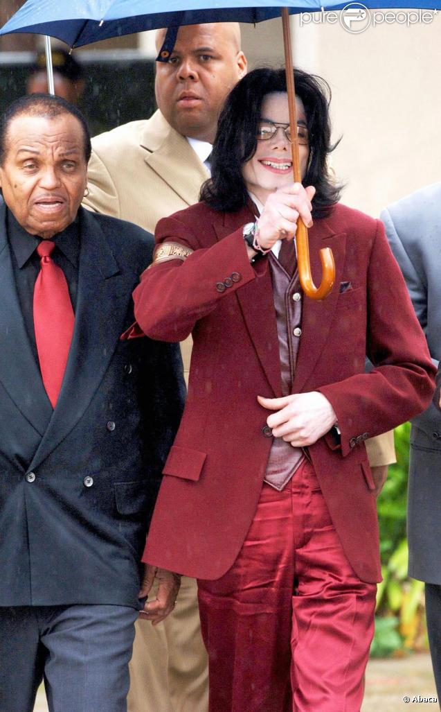 Michael Jackson et son père Jo, en 2005. 