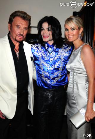Michael Jackson entouré de Johnny et Laeticia Hallyday, à l'occasion de l'anniversaire de Christian Audigier.