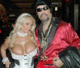 Nicole Austin déborde... d'amour au bras de Ice-T ! 
