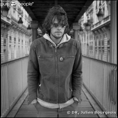 Poor Boy présente  Untitled Son , premier extrait de  Dreamer Are u Sad