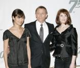Daniel Craig et ses deux James Bond Girls : Olga Kurylenko et Gemma Arterton