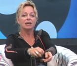 Elisabeth raconte son premier amour... Classe !