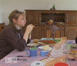 Laurence se demande comment Stéphane peut vivre avec si peu de meubles... 