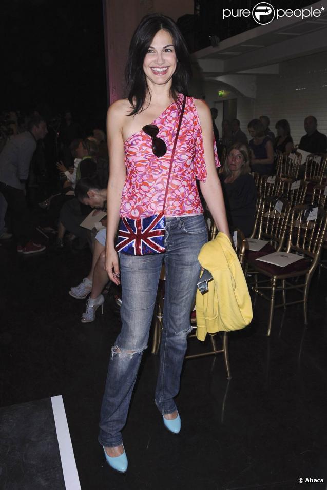 Helena Noguerra au défilé Jean-Paul Gaultier  lors de la Fashion Week parisienne, le 8 juillet 2009