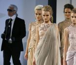 Le défilé automne-hiver 2010 de Chanel le 7 juillet 2009 à Paris