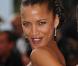 La magnifique Noémie Lenoir fait succomber 007 : normal, elle a le permis de séduire...