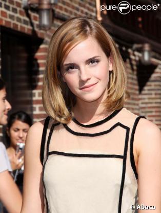 Emma Watson arrive dans les studios du Late Show with David Letterman le 8 juillet 2009 à New York