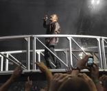 U2 en concert au Stade de France, à Paris, le 11 juillet 2009