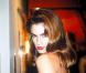 Cindy Crawford plus glamour que jamais en total look rouge !