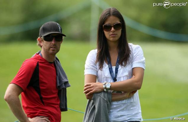 Ana Ivanovic sur le parcours de l'Open d'Ecosse Barclays, le 12 juillet 2009 !