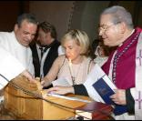 Hélène Darroze, la marraine de Joy Hallyday au cours du baptême de cette dernière à Gstaad en Suisse le 5 juillet 2009