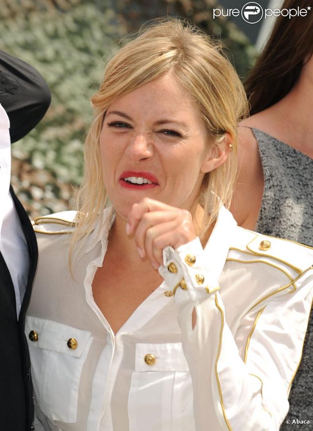 Sienna Miller lors du photocall de G.I. Joe : Le réveil du Cobra à Londres le 22 juillet 2009
