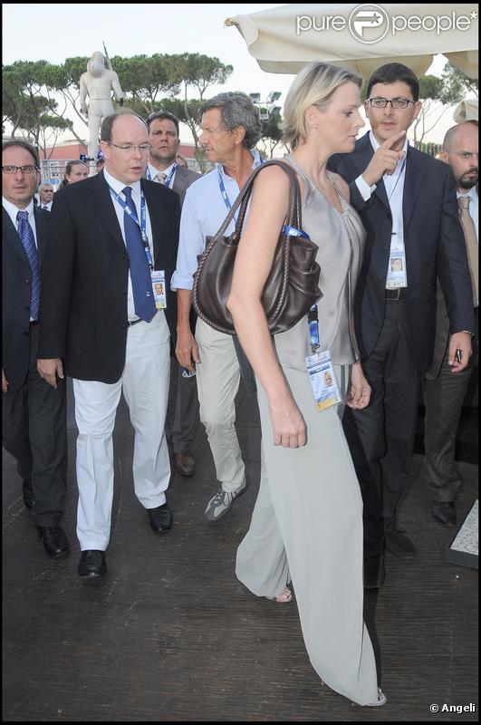 Charlene Wittstock et le prince Albert de Monaco à Rome pour les championnats de natation le 26 juillet 2009
