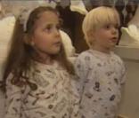Michael Jackson et ses deux enfants Prince Michael et Paris célèbrent l'anniversaire de la fillette.
