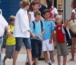 Cristina et Elena d'Espagne en vacances à Majorque avec leurs enfants (juillet 2009)
