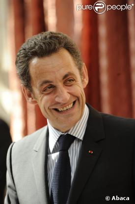Nicolas Sarkozy peut avoir le sourire, il va bien !