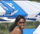 Kelly Rowland est contente : elle a repéré le vilain paparazzo !