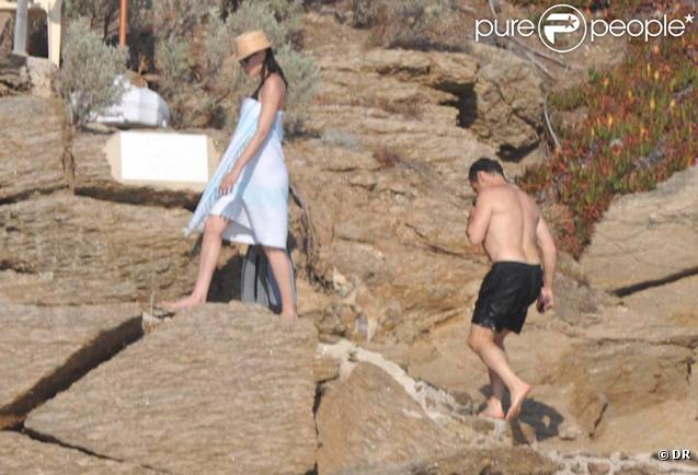 Nicolas et Carla Sarkozy ont pris leur premier bain au Cap Nègre, le 31 juillet 2009