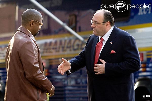 James Gandolfini dans L'Attaque du métro 123 avec Denzel Washington 